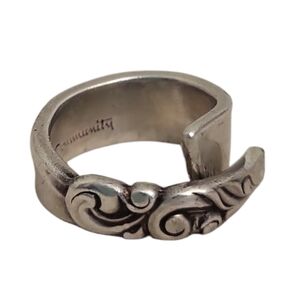 South Seas Community Oneida Demitasse Spoon Ring